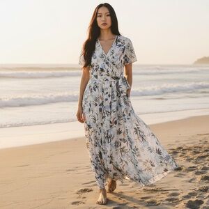 Ivy City Floral Maxi Dress Sz M White Blue Tropical Flowy Wedding